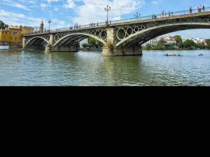 Junto A La Calle Betis: El Corazon De Triana إشبيلية المظهر الخارجي الصورة